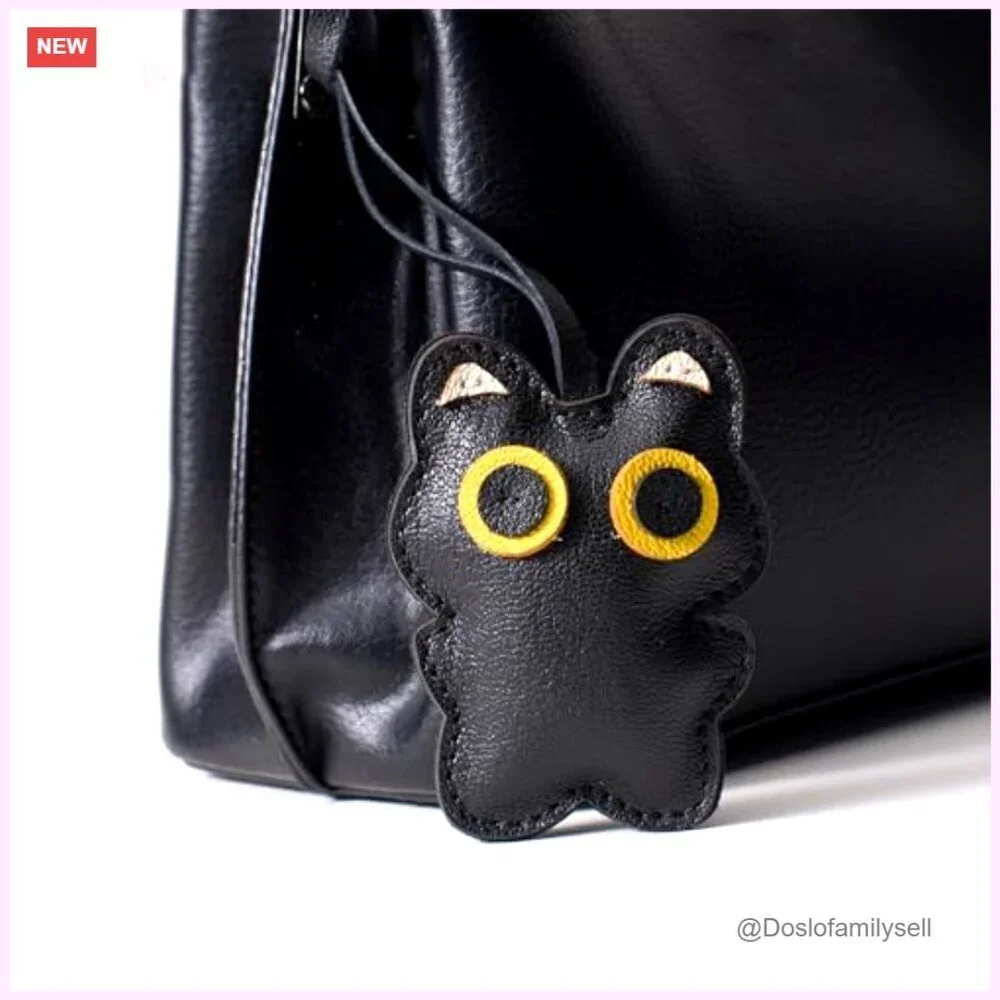 Faux Leather PU Cat Bag Charm Keychain Purse Accessory - Picture 4 of 5
